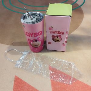 Ly Giữ Nhiệt Gấu Dâu 600 ml Mẫu Mới Chống Tràn Inox 304 Kèm Ống Hút Và Túi Đựng Ly Trong Suốt Trùm Sỉ Gia Thành