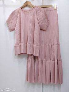 ปรับราคาลง20%!! 2MUAY รุ่น GJO1123 /GJO1124 เซ็ตพลีต ROUND NECK SHORT SLEEVE TOP WITH RIPPLE SKIRT PLEATED SET 10สี FREE SIZE