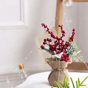 2025YESPERY กระถางปลูกตกแต่งคริสต์มาสผลเบอร์รี่ประดิษฐ์สีแดงต้นคริสต์มาสขนาดเล็กอุปกรณ์ของตกแต่งโต๊ะดอกไม้ประดิษฐ์ใบผลไม้กระถางLKKN