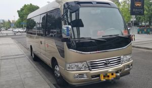 Xián airport transfer 19-seater Toyota Coaster car rental r c/w driver