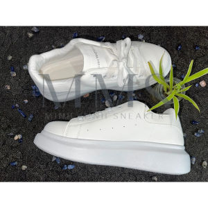 Giày Bata Nam Mẫu Đơn Giản - Màu Trắng/Đen - Phù Hợp Đi Học Đi Chơi