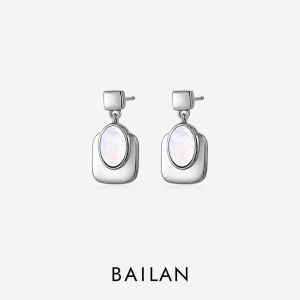 Bailan Mother of Pearl Stud Earrings for Women Elegant Premium Chic Fashion Jewelry Anti Allergy ED4237-T