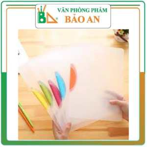 COMBO 2  File Rút Gáy Bán Nguyệt Shuter QW328 được làm từ nhựa chắc chắn dễ lau chùi