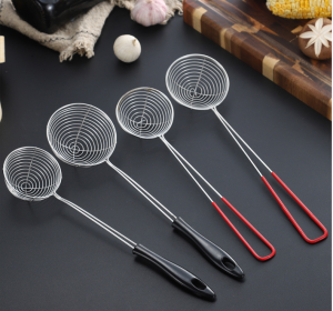 Kitchen Colander Spoon & 304 Stainless Steel Pearl Scoop Tapioca