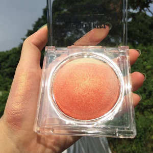 ※Gradient Blush Powder Makeup genuine goods Naked Makeup Natural Fit Shadow Highlight Three-in-One Red Women#39s Pearlescent Mat☛