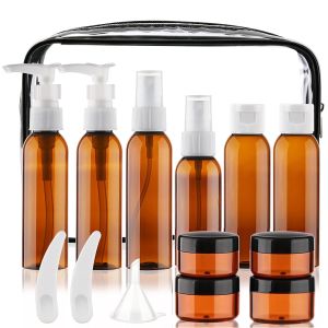 Bộ 13 chai đựng đồ dùng cá nhân du lịch 2 oz đạt tiêu chuẩn TSA của Cosywell. Bộ sản phẩm có thể tái sử dụng bao gồm: bình xịt bình có nắp bật lọ đựng kem thìa trộn phễu và túi trong suốt để đựng dầu gội và sữa dưỡng thể.