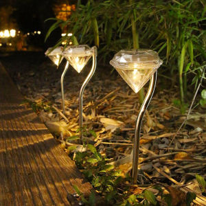 Lampu Taman Kristal Solar Tenaga Matahari Sensor Outdoor Tancap - Diamond Solar Garden Light