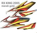 LIS BODY STRIPING STIKER BODY YAMAHA RX KING 2005 WARNA MERAH EMAS KUALITAS SUPER. 