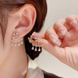 Bông Tai Hình Bông Hoa-Giọt Lệ Kiêu Sa Quí Phái Hàn Quốc BT.10