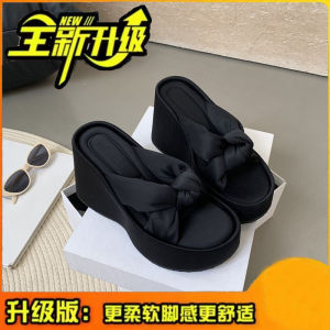 WomenS Summer Outdoor Thick-Soled Sandals To Match Skirts Fashionable High-Heeled Black Wedge Sandals 2026 New Model