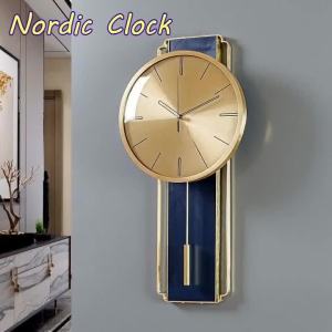 Sacesr Table Clocks Metal Pendulum Silent Non-ticking Dust-proof Low Power Desk Clocks Simplicity Art Nordic Light Luxury Home Decor R7Q2P
