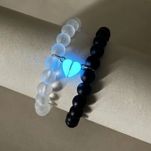 1 Pair of Love Men and Women Luminous Couple Bracelet Romantic Love Beads String Bracelet