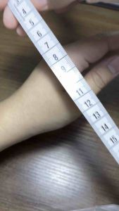 กำไลหยก กำไลหยกพม่า กำไลหยกแท้ มีตำหนิธรรมชาติ เลือกดูกำไลในภาพตัวเลือก ในภาพตัวเลือกระบุขนาด และเป็นภาพกำไลจริง หยกเนื้อแข็ง Jadeite กำไลข้อมือ กำไลหิน กำไลหยกพม่าแท้ เลือกดูกำไลในภาพตัวเลือก JABG