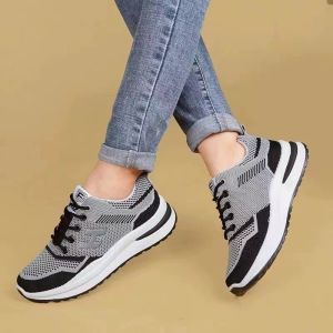 Student Shoes Comfort Wear-resistant and Non-slip Running Shoes Running Young Women Travel Fitness
