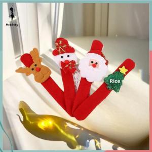 ส่วนลด 10 บาท สำหรับการซื้อ 1 ชิ้น 5ชิ้นสร้อยข้อมือคริสต์มาสซานตาคลอสตุ๊กตาหิมะเรนเดียร์พ่อวงกลมสายรัดข้อมือวันหยุดปาร์ตี้ของขวัญสำหรับเด็ก