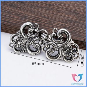 D.S. คลิปติดเสื้อกันหนาว คาร์ดิแกน ดอกไม้แกะสลักแบบย้อนยุค คลิปหนีบผ้าคลุมไหล่ Cardigan pin