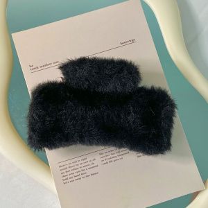 Zaman Now - Hair Clips Bahan Bulu Lembut / Jedai Rambut Korean Style