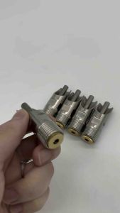 (1 ชิ้น) ก๊อกน้ำหมู จุ๊บหมู ก๊อกหมู ก๊อกหมูกินน้ำ สแตนเลส ก็อกหมูดูดน้ำ เกลียว 1/2