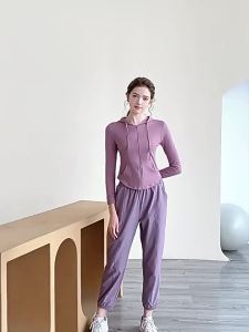 《501》 ชุดเสื้อผ้าโยคะสำหรับผู้หญิง ฤดูใบไม้ร่วงและฤดูหนาว แขนยาวใหม่ ชุดวิ่งเช้า กีฬา ฟิตเนส ชุดพิลาทิสมืออาชีพ ขายส่ง