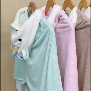 Xiang Feng A Unicorn-like Childrens Bath Towel Cape Baby Cartoon Bathrobe Coral Fleece Absorbent Infant Cloak