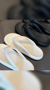[Free Shipping] New style flip-flops for women summer thick-soled wear-resistant mens beach sandals soft-soled couples slippers
