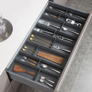 Space Aluminium Cutlery Drawer Organizer Tray Expandable Kitchen OrganizerFlatware Drawer Tray For Silverware Serving Utensils Multi-Purpose Storage For Kitchen Officeอุปกรณ์ห้องน้ำปรับแต่งได้