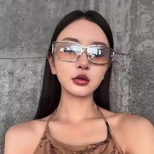 AU Thời trang thiên niên kỷ y2k Kính râm kim loại bạc hà khắc rỗng phong cách retro Âu Mỹ \"old money\" cá tính.