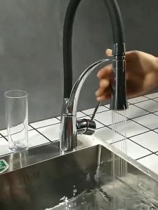 Black Sink Faucet Swivel Pull Down Kitchen Faucet Sink Tap Mounted Deck Bathroom Mounted Silicone Bending Hot and Cold Mixer