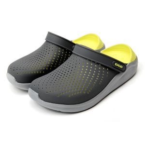 【Ready Stock】 CROCS Classic Clog Sandals Men and Women Slippers Flat Bottom Slippers Outdoor Casual Shoes【Fast Shipping】