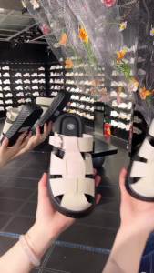 Anni Black Leopard Woven Toe-Covered Slippers for Women 2026 New summer thick-soled height-increasing Roman slip-on sandals for outdoor wear