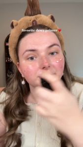 Kem lót bắt sáng Saie Glowy Super Gel 15ml