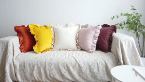 Pillow Case Decorative Square Ruffled Pillow Shams Plushie Velvet Wrinkle Resistant Zippered Designs For Home Decoration