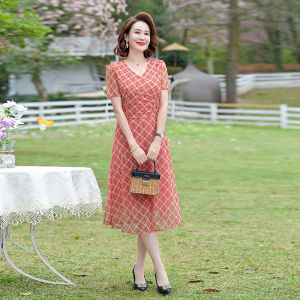 👗 Middle-Aged Mother Summer Long Dress 2022 New 40-Year-Old 50-Year-Old Womens Western Style Short Sleeve Skirt