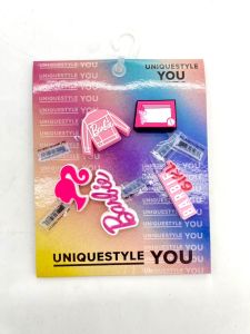 Jibbizที่ติดรองเท้าแตะ ขนาด 2.5 -4 CM มี 9 แบบ ลายน่ารัก เอลโม/แมคโดนัลด์/คิตตี้ มีเก็บปลายทาง พร้อมส่ง AMA146