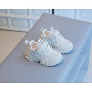 รองเท้ากีฬาแบบสบายสำหรับเด็กชายและเด็กหญิง – น้ำหนักเบา กันลื่น และสะดวกสบาย