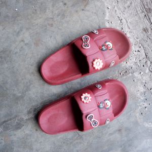 SandSo - Q66 Acc Penguin Sandals Wanita Karet Rubber Jelly Polos Plain Sandal Perempuan Dewasa Slip On Slide Flip Flop Sendal Flipper Slipper Flat Teplek Slop Selop Lentur Empuk Rumah Kamar Mandi Kantor Kerja Pantai Anti Air Licin Fungsional Multifungsi
