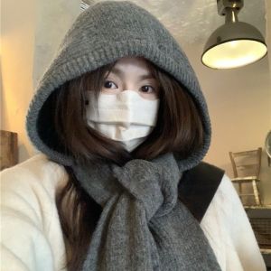 New Knitted Hood One-Piece Thickened Scarf Cap Winter Accessories Hooded Hat Neck Protection for Women Korean Style Fashion Headwear