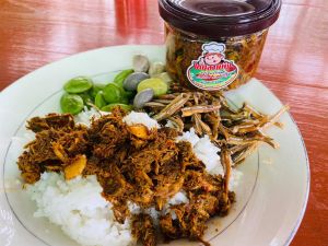 ไตปลาแห้ง ไตปลาคั่ว พุงปลาแห้ง หร่อยได้แรงอก จากภาคใต้ เผ็ดได้ใจ 380 กรัม / 190 กรัม