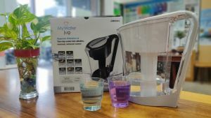 Bình lọc nước Ion kiềm ALkaline WaterJug - Hàng chính hãng - Tạo nước kiềm tốt cho sức khỏe Lọc Clo tạp chất và vi khuẩn có hại trong nước