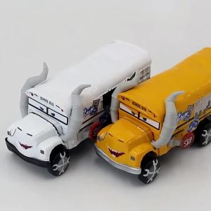 2026 Pixar Cars White School Bus Lightning McQueen Ramone Model Car Toys 1:55 Metal Die Casting Alloy Car Toys Birthday Gifts