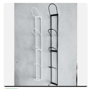 Rak helm / Tempat Gantungan helm / Gantungan Helm 5 Susun - Hitam Puti - Hitam - Rak helm / Tempat Gantungan helm / Gantungan Helm 3 Susun - Hitam Puti - Putih