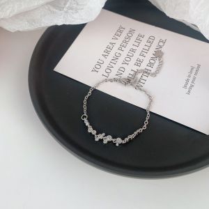 New super flash zircon bracelet niche design sense light luxury high sense exquisite fashion temperament simple and versatile jewelry