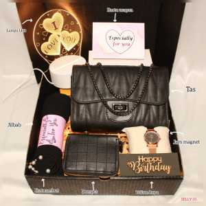 Gift Set Box Hampers Kado Hadiah Momen Spesial Cewek – Gift Box & Hampers Eksklusif Spesial untuk Orang Tersayang – Kado Romantis Ulang Tahun & Anniversary – Hadiah Ulang Tahun Wisuda Anniversary Pasangan Teman Sahabat Rekan dan Kolega