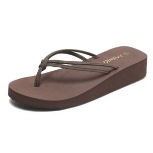 [Free Shipping] WomenS Summer Flip-Flops Fashionable Simple Versatile Suitable For Outdoor Wear With Non-Slip Soles A Wedge Heel And A Thick Platform Perfect For The Beach