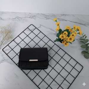 KEYLA TAS SELEMPANG WANITA TALI RANTAI DAN BAHAN MUAT HP