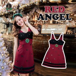 BLT BRAND การันตีเสื้อผ้าแบรนด์แท้ มินิเดรสแขนกุด หยุดทุกสายตา คัตติ้งอก ปักมุกและดอกไม้ ผูกโบว์บนไหล่ จุดเด่นอยู่ที่เจ้าดอกไม้สีเขียว