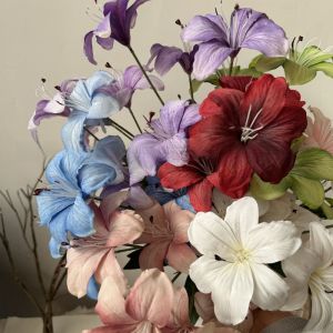 CANICECA White Artificial Lily Flowers 5-head Real Touch Fake Daylily Branches Multi-Bloom Artificial Faux Plants Home Decor