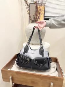 Y2K กระเป๋าเท่ๆ  กระเป๋าสะพาย คาวบอยประกบ สีตัดกัน แฟชั่น ผู้หญิง carryall bag