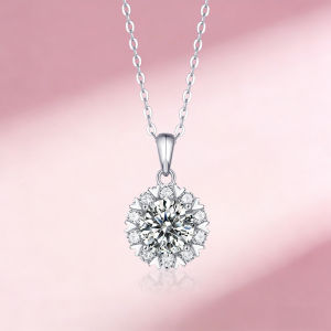 925 silver Moissanite necklace with GRA certificate 1 carat diamond pendant for fashion women high luxury vvs workmanship D color high quality moissanite diamond