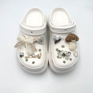8 cái/bộ CROCS jibbitz quyến rũ phong cách sang trọng cung Nấm kim cương pha lê bướm giày trang trí cho CROCS